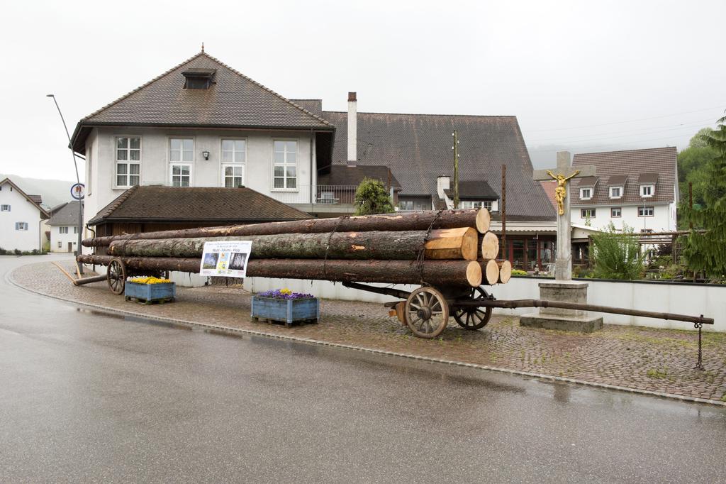 Landgasthof Ochsen Wölflinswil Buitenkant foto