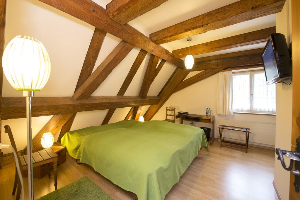 Landgasthof Ochsen Wölflinswil Kamer foto
